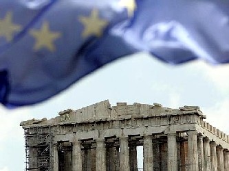 Grecia se ha mantenido solvente gracias a enormes préstamos de rescate de sus socios de la...