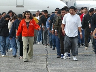 El 97% de las solicitudes de asilo de las Américas provienen de los nacionales de seis...