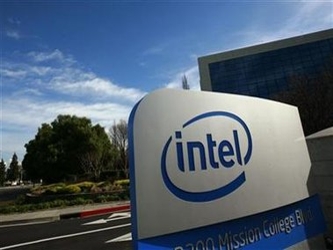 Pero otros creen que la principal prioridad de Intel debe ser conservar su ventaja...