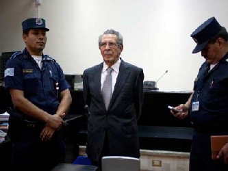 Ríos Montt es señalado como responsable intelectual de los delitos de lesa humanidad...