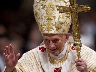 Pero las mayores catástrofes del catolicismo en tiempos de Ratzinger ocurren en los...