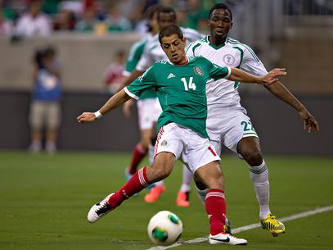 Tras el empate y con un hombre menos, México se vio desconcertado, situación que el...