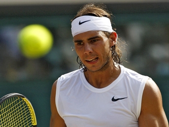 Nadal, cabeza de serie número tres, superó así al suizo Roger Federer y al...