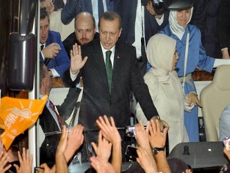 Erdogan ha acusado a las fuerzas y medios internacionales y a los especuladores del mercado de...