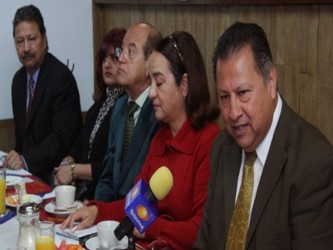 El director general de Mexicanos Primero, David Calderón, se manifestó contra la...