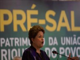 El primer desafío es la reelección de la presidenta Dilma Rousseff. Para eso,...