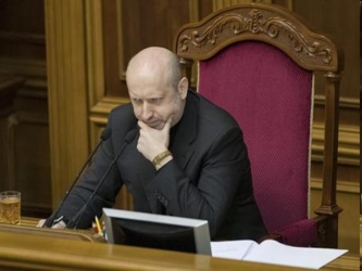 En otro acontecimiento del domingo, el Parlamento ucraniano pidió que observadores...