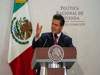 Peña Nieto dijo, ante representantes de los actores que participan en el sector, que...