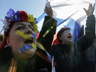 El referéndum de hoy en Crimea sería solo una farsa insostenible si no fuera porque...