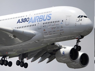 Sin embargo, sufrió dos cancelaciones de pedidos, que incluyeron 12 aeronaves A350-800 de...