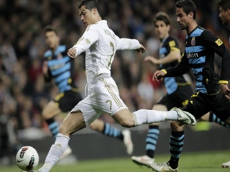 En tanto, el extremo galés Gareth Bale no pudo entrenar debido a una gripe, agregó el...