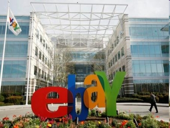 EBay aconsejó a sus clientes que cambien sus contraseñas de inmediato, diciendo que...