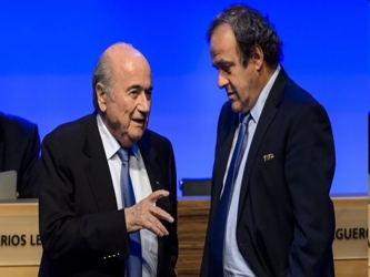 Platini, que ha revolucionado el fútbol europeo con una Eurocopa que en 2020 se...