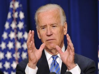 Ante la cita guatemalteca, el vicepresidente Biden explicó en exclusiva a EL PAÍS por...