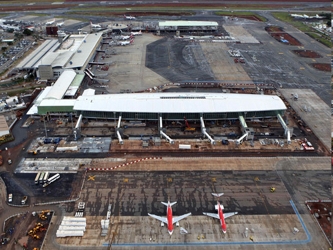 El cierre temporal de aeropuertos en Río de Janeiro, Porto Alegre y Curitiba por razones...