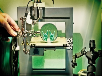 Las actividades de los makers giran en torno a un aparato tecnológico del que no se para de...