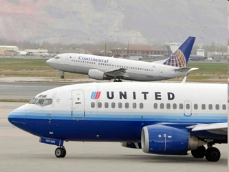 United dijo que operará cuatro vuelos semanales a la nación sudamericana desde el 17...