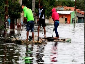 La ONG Plan Paraguay ha asegurado que el desbordamiento del río Paraguay ha afectado a...