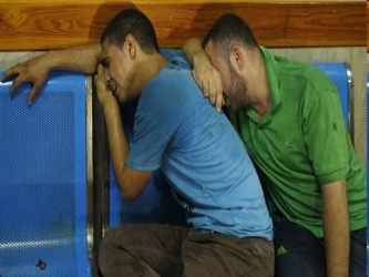 El ataque contra la casa de Tayseer Al-Batsh en Ciudad de Gaza fue uno de los bombardeos más...
