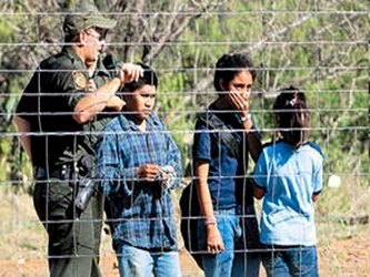 Las autoridades federales esperan que para finales de 2014, hasta 90.000 niños inmigrantes...