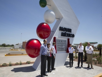 Al inaugurar el Arco Norte de San Luis Potosí, el jefe del Ejecutivo reconoció, en...