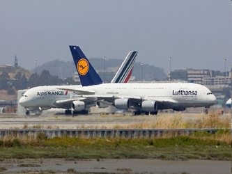 Por su parte, la alemana Lufthansa suspendió sus vuelos por 36 horas, indicó un...