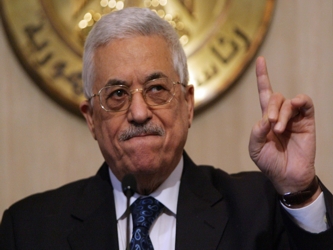Abbas expresó el enojo palestino en el inicio de una reunión de emergencia del...