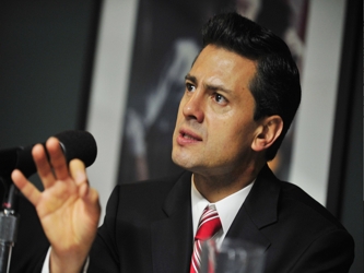 El presidente Enrique Peña Nieto respondió a través de Twitter al piloto...