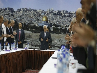 La propuesta de Abbas plantea "poner fecha al fin de la ocupación", aunque anoche...