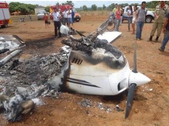 La FAA confirmó que la avioneta, una Socata TBM-700, se estrelló en aguas de Jamaica,...