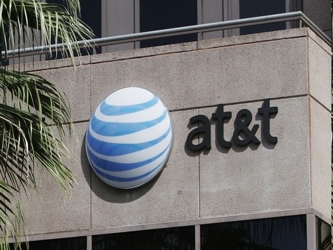 Un alto ejecutivo de AT&T Inc. dijo que la compañía está abierta a...