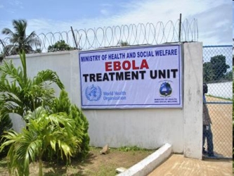 Sierra Leona anunció que registró 130 nuevos casos de ébola durante una...