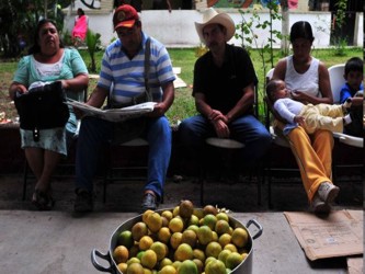 Ayotzinapa es un internado donde jóvenes de familias pobres estudian para ser profesores en...