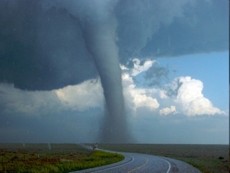 Analizando la aparición de tornados en las últimas seis décadas, el estudio en...