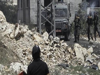 En Jerusalén Oriental y Cisjordania se registran desde hace semanas enfrentamientos entre...
