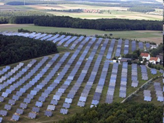 Los 31 parques solares tendrán una capacidad instalada combinada de 1.048 megavatios. Las...