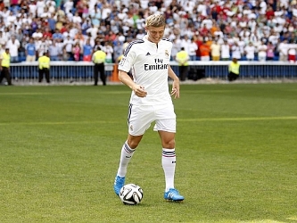 El volante croata Luka Modric, uno de sus futbolistas más destacados, se lesionó para...