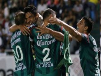 Chiapas se clasificó a los cuartos de final del torneo mexicano de fútbol al eliminar...