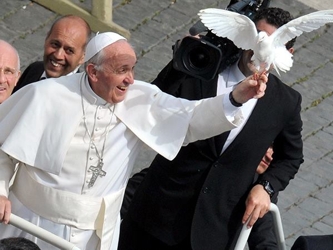 Ambos se han reunido en varias ocasiones, ya desde la misa de inicio de pontificado del Papa el 19...