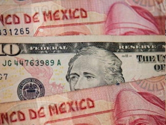 Por la mañana, el Banco de México publicó su comunicado de política...