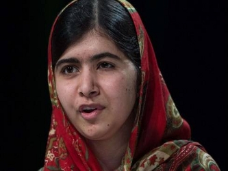 La joven paquistaní fue atacada a tiros hace dos años por talibanes en...