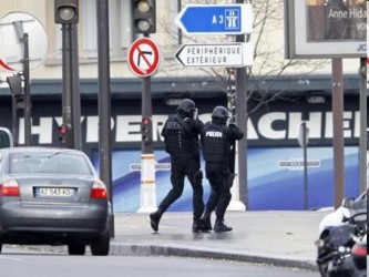 Los tres días de terror condenable en Francia, sea quien fuere el cerebro, entraron a la...