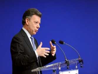 El presidente de Colombia, Juan Manuel Santos, reveló hoy que su par venezolano,...