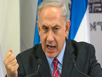 De todas formas, Netanyahu tiene mejores perspectivas de formar una coalición de gobierno,...