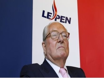 Marine Le Pen pidió a su padre que tenga 