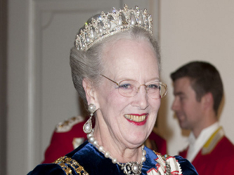 La reina celebrará este miércoles una cena de gala para festejar su 75...