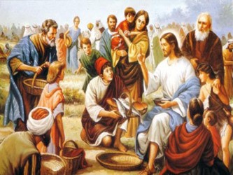 Cuando se saciaron, dice a sus discípulos: «Recoged los trozos sobrantes para que nada se...