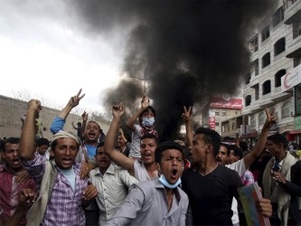 Al menos treinta civiles murieron y otras 240 personas resultaron heridas hoy en un ataque...
