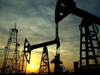 Detrás de la privatización petrolera están, en la ronda uno, los negocios de...