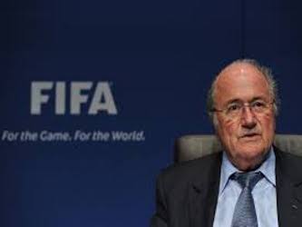 Aunque Blatter no ha anticipado por lo general sus planes para un quinto período de cuatro...